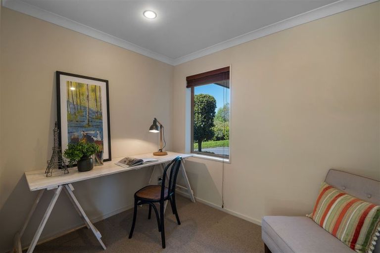 Photo of property in 52 Skyedale Drive, Harewood, Christchurch, 8051