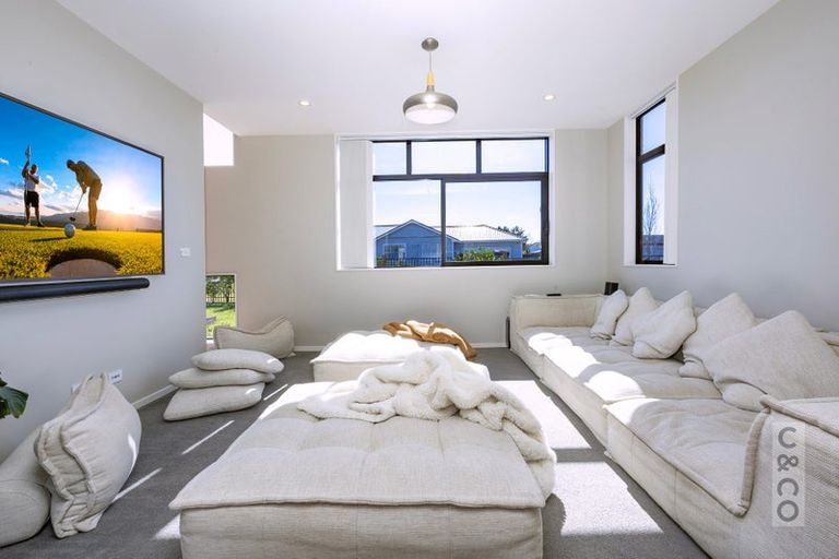 Photo of property in 2 Pitoitoi Drive, Riverhead, 0820