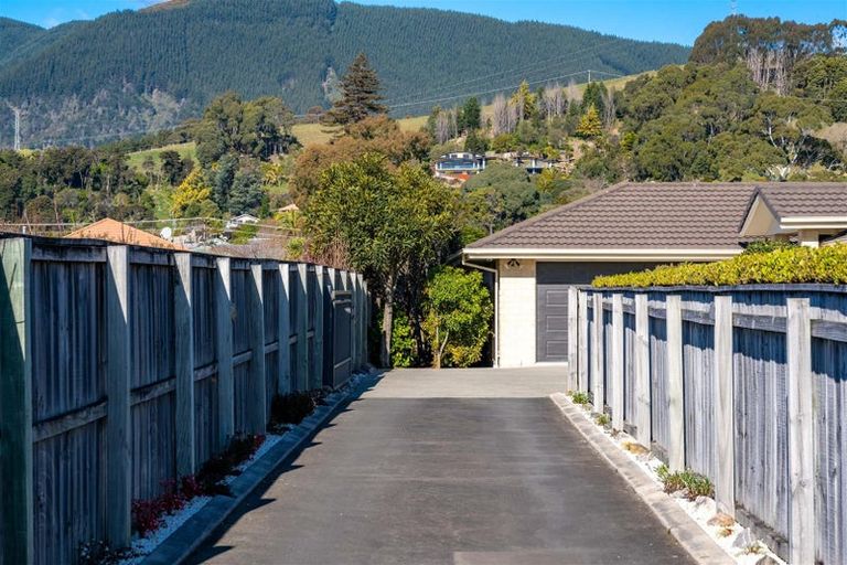 Photo of property in 10 Woodstock Place, Stoke, Nelson, 7011