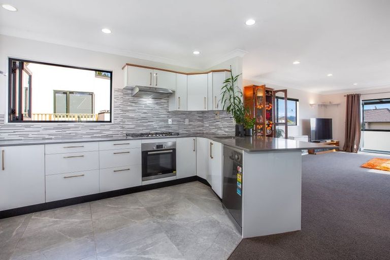Photo of property in 125 Eskdale Road, Papakowhai, Porirua, 5024