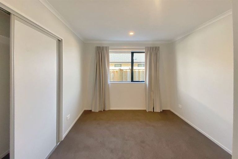 Photo of property in 80 Broadway Parade, Rolleston, 7615