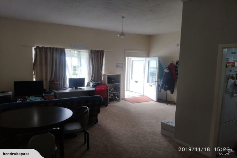 Photo of property in 4/124 Campbell Street, Karori, Wellington, 6012