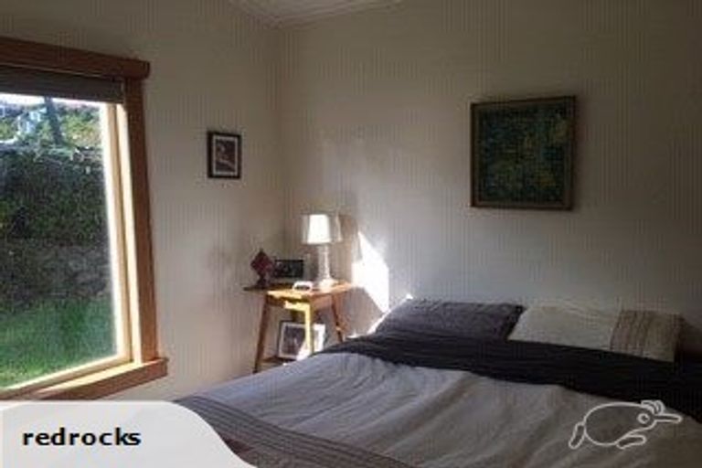 Photo of property in 36 Carlisle Street, Island Bay, Wellington, 6023