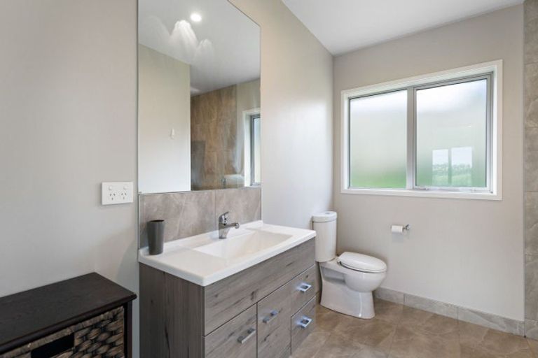 Photo of property in 175 Chamberlain Road, Bombay, 2675