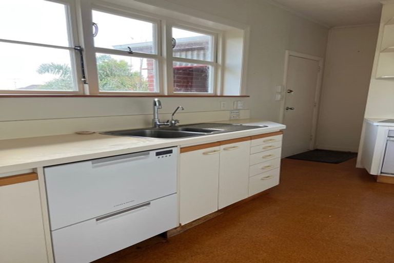 Photo of property in 6 Umere Crescent, Ellerslie, Auckland, 1051