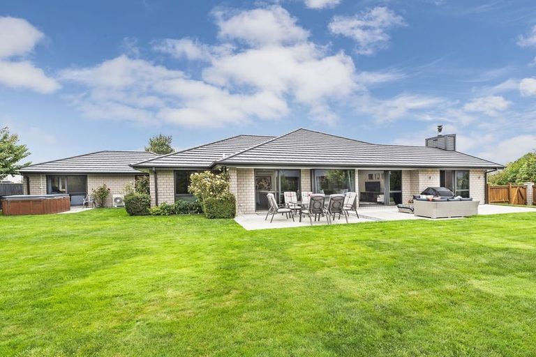 Photo of property in 18f Beaumont Drive, Rolleston, 7614