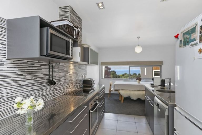 Photo of property in 20/2 Onslow Road, Khandallah, Wellington, 6035