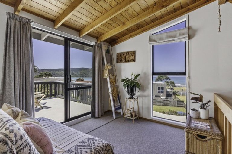Photo of property in 306b Beverley Terrace, Whangamata, 3620