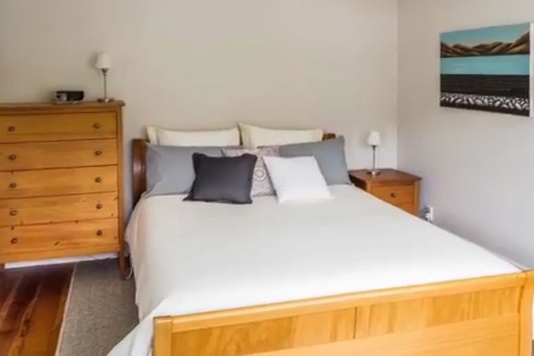 Photo of property in 1/15 Emerson Street, Berhampore, Wellington, 6023