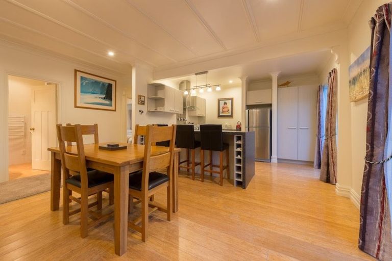 Photo of property in 7 Matauwhi Road, Russell, 0202