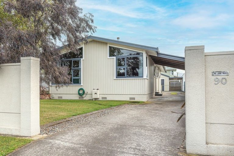 Photo of property in 90 Fitzherbert Avenue, Tawhero, Whanganui, 4501