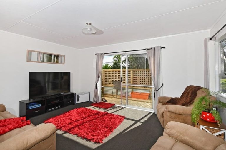 Photo of property in 25 Escalona Street, Te Kamo, Whangarei, 0112