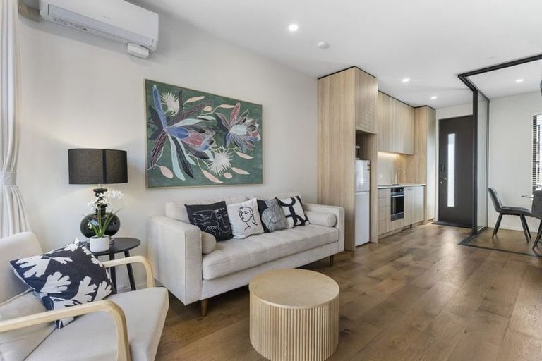 Photo of property in 44 Hadlow Terrace, Grey Lynn, Auckland, 1021