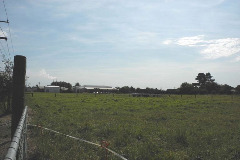 Photo of property in 20 Waimate Highway, Saint Andrews, 7988