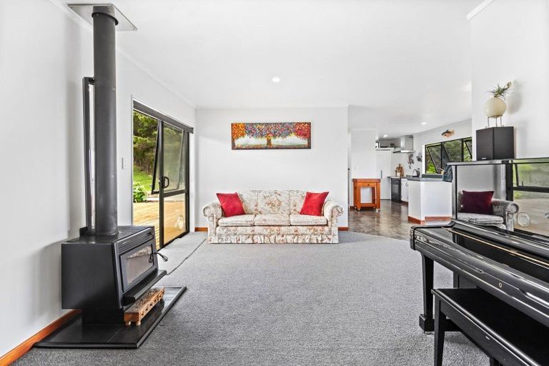 Photo of property in 22 Kohinui Heights Rise, Parua Bay, 0192