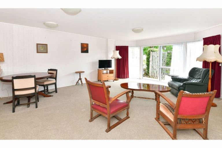 Photo of property in 130a Lakeside Drive, Orewa, 0931