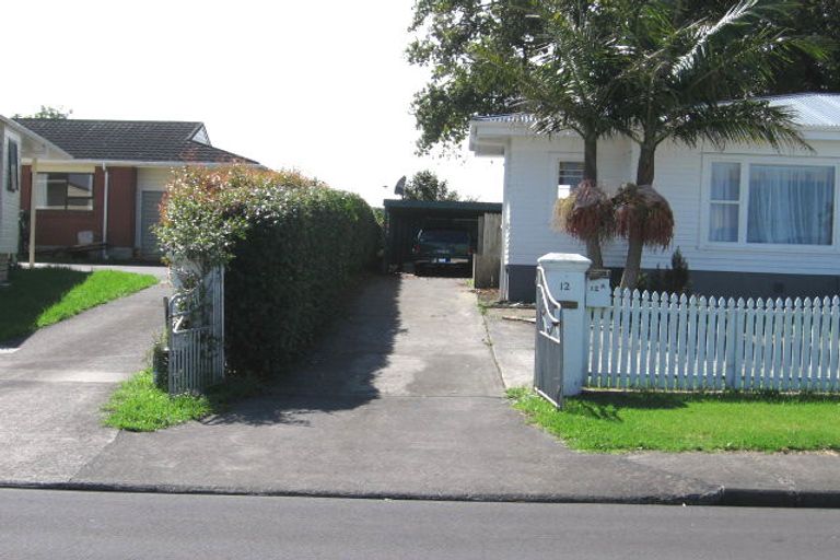 Photo of property in 12 Darcy Place, Massey, Auckland, 0614