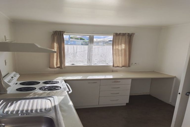 Photo of property in 1/27 Brandon Road, Glen Eden, Auckland, 0602