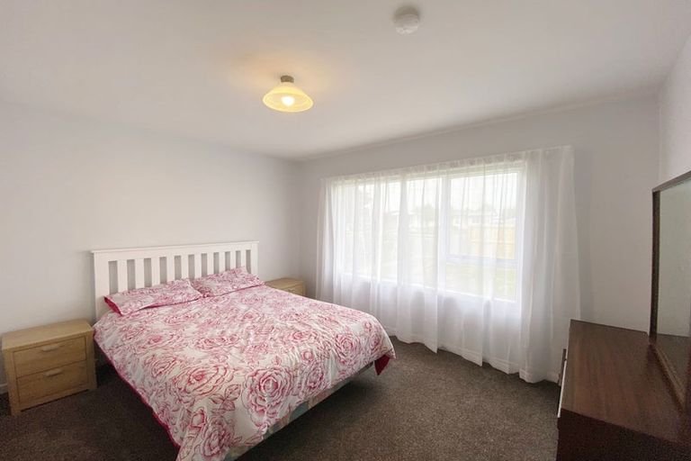 Photo of property in 26 Mortlake Street, Islington, Christchurch, 8042
