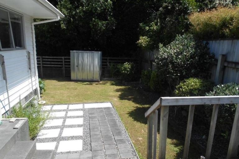 Photo of property in 169b Newlands Road, Newlands, Wellington, 6037