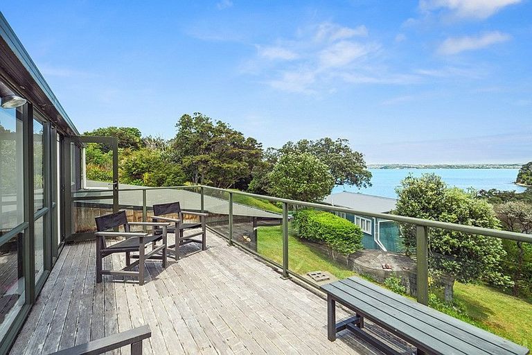 Photo of property in 51 Buckleton Road, Tawharanui Peninsula, Matakana, 0986