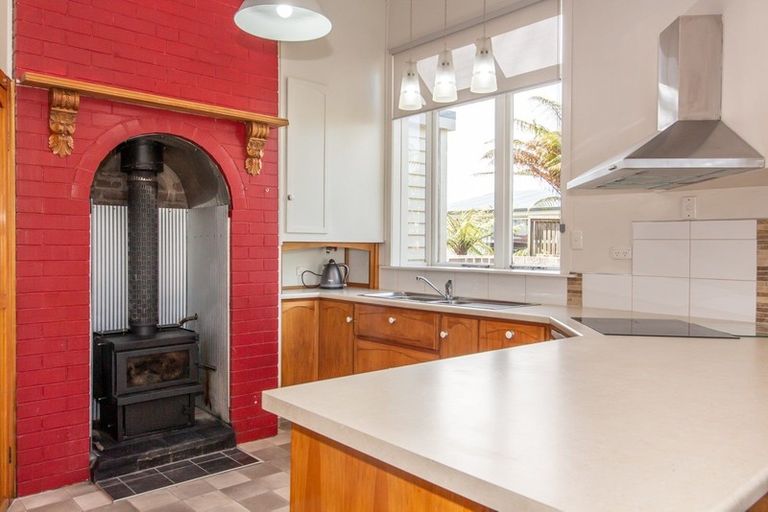 Photo of property in 42 Wakefield Street, Westport, 7825