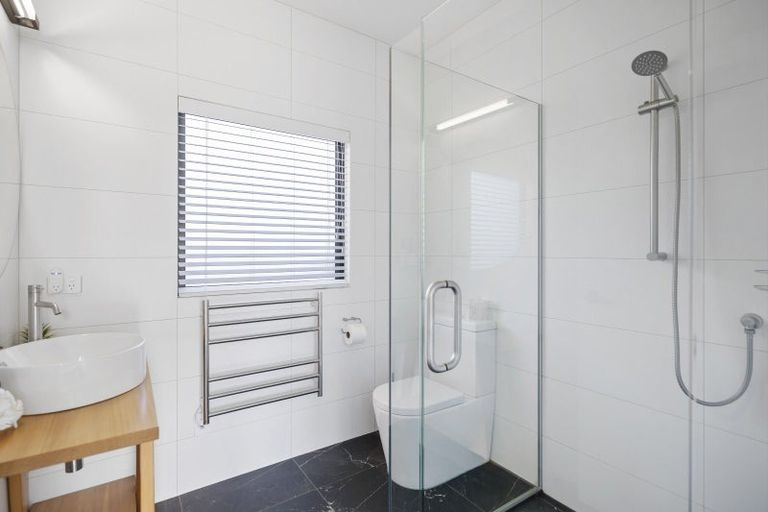 Photo of property in 9 Falconer Rise, Jacks Point, Queenstown, 9371