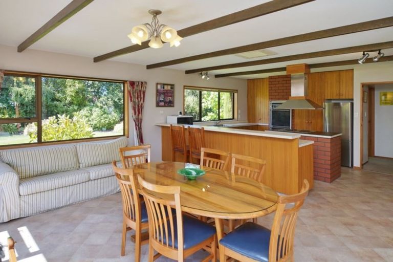 Photo of property in 2 Woodfield Place, Woodend, 7610