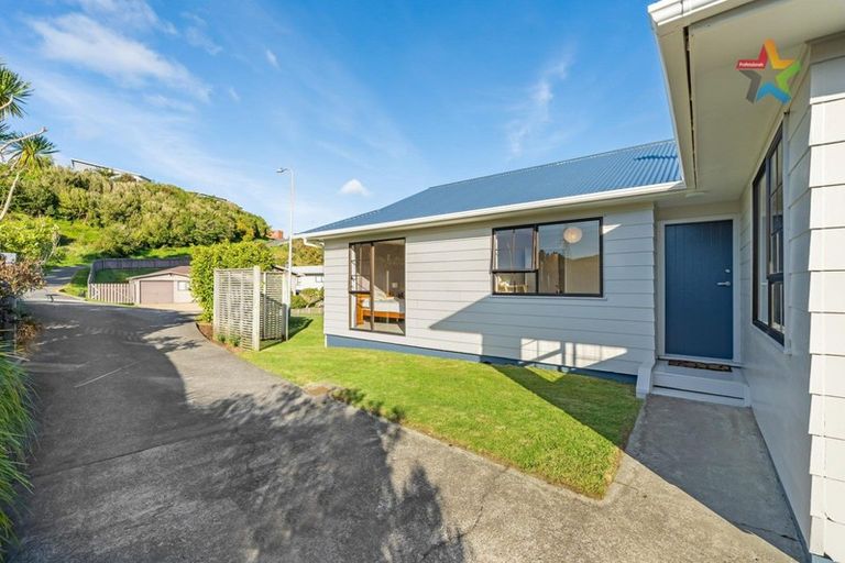 Photo of property in 27 Kaitangata Crescent, Kelson, Lower Hutt, 5010