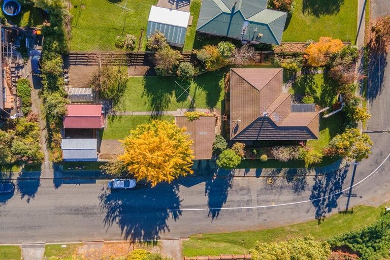 Photo of property in 53 Campbell Street, Geraldine, 7930