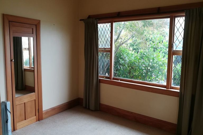 Photo of property in 1/10 Gamblins Road, Saint Martins, Christchurch, 8022