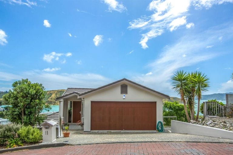 Photo of property in 19 Paremata Drive, Paremata, Porirua, 5024
