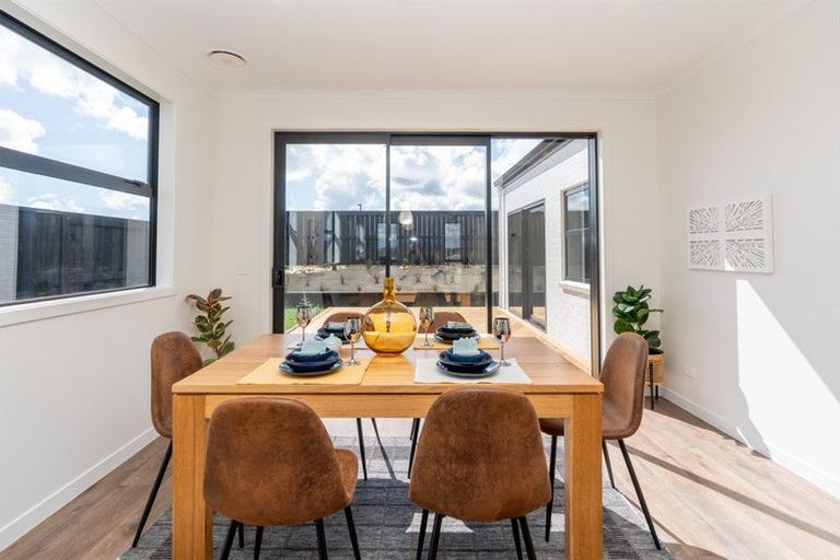 Photo of property in 23 Taahunui Rise, Peacocke, Hamilton, 3206