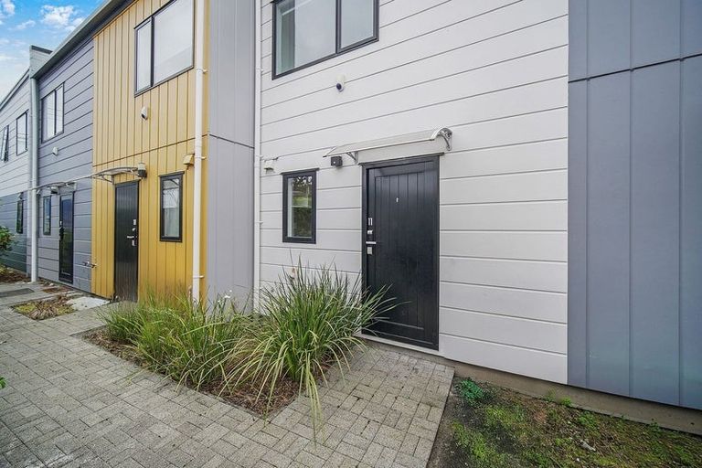 Photo of property in 11/115 Swanson Road, Henderson, Auckland, 0610