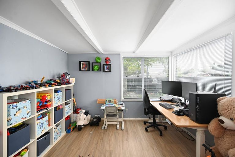 Photo of property in 22 Willis Street, Bader, Hamilton, 3206