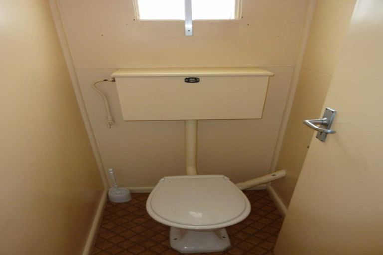 Photo of property in 3/32 Division Street, Riccarton, Christchurch, 8041