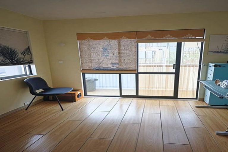 Photo of property in 18/8 Margan Avenue, New Lynn, Auckland, 0600