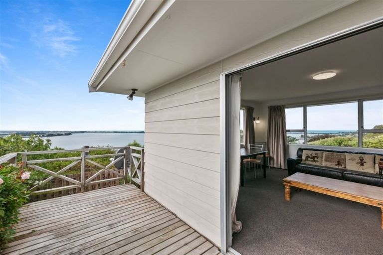 Photo of property in 65 Saint Andrews Hill Road, Mount Pleasant, Christchurch, 8081