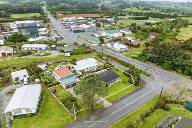 Photo of property in 2 Beverley Crescent, Maungatapere, Whangarei, 0179