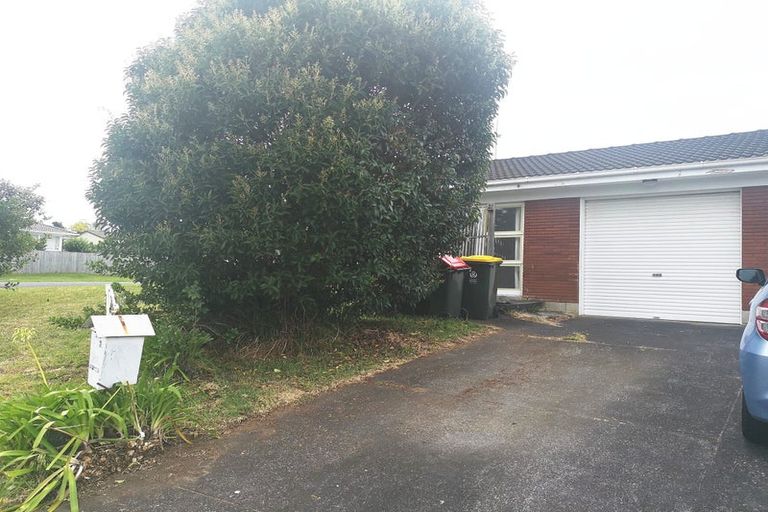 Photo of property in 1/2 Yacht Place, Bucklands Beach, Auckland, 2012