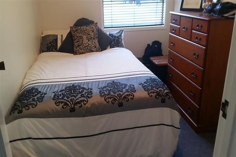 Photo of property in 2/14 Settlement Road, Papakura, 2110