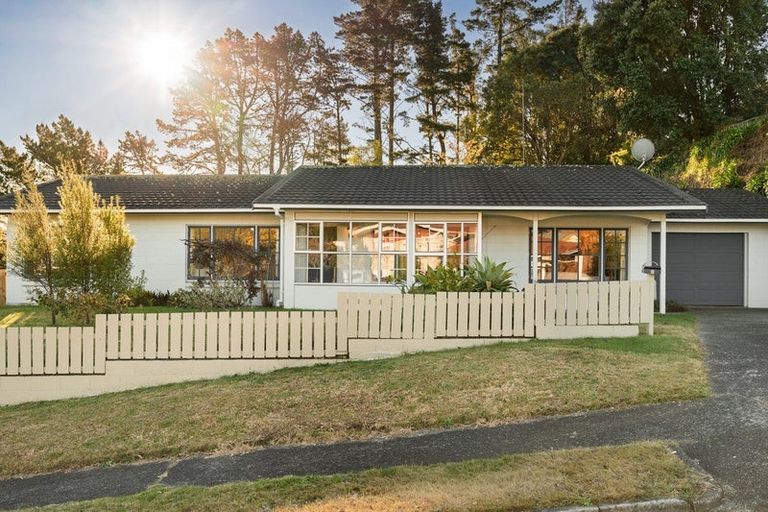 Photo of property in 5 Graham Place, Bellevue, Tauranga, 3110