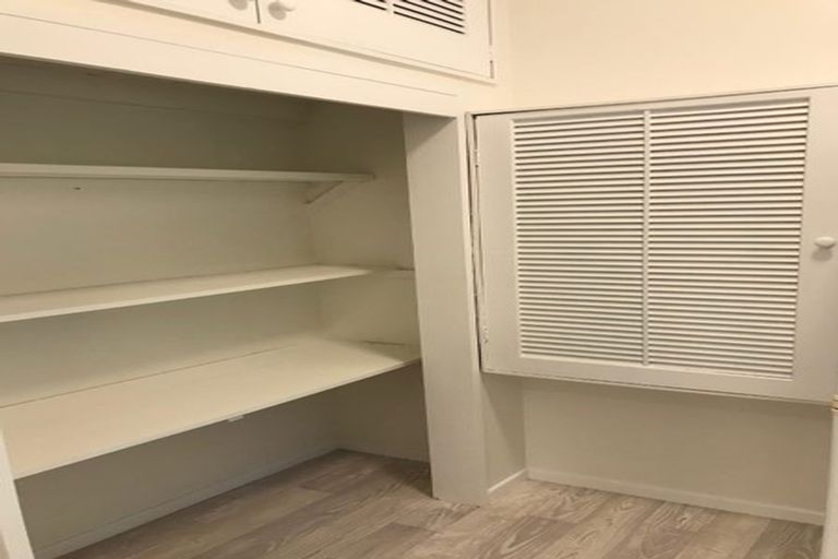 Photo of property in 63 Grafton Road, Roseneath, Wellington, 6011