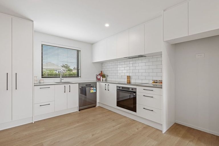 Photo of property in 3/12 Mccombs Street, Somerfield, Christchurch, 8024