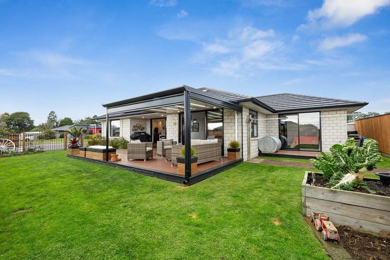 Photo of property in 11 Tangaroa Street, Waitara, 4320