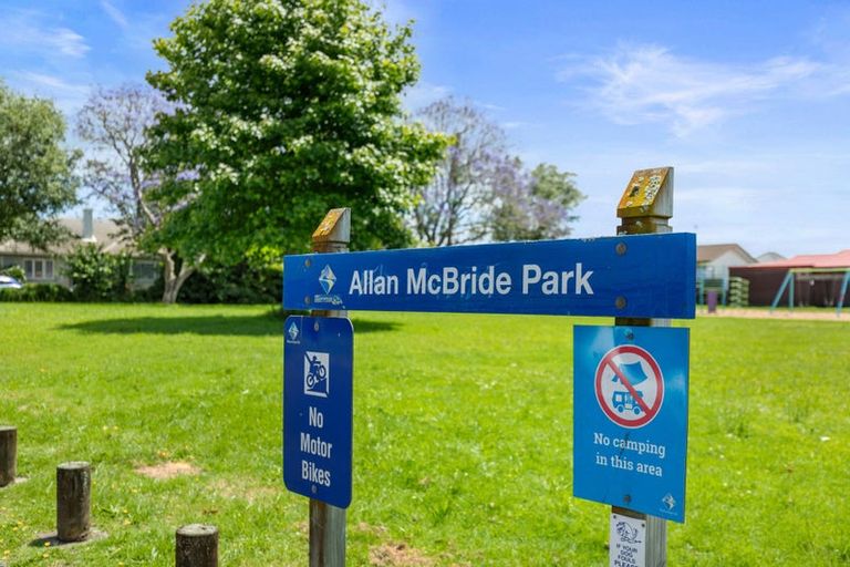 Photo of property in 43 Watling Street, Gate Pa, Tauranga, 3112