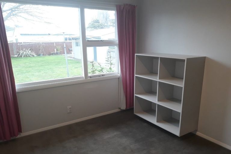 Photo of property in 5 Cottonwood Street, Parklands, Christchurch, 8083