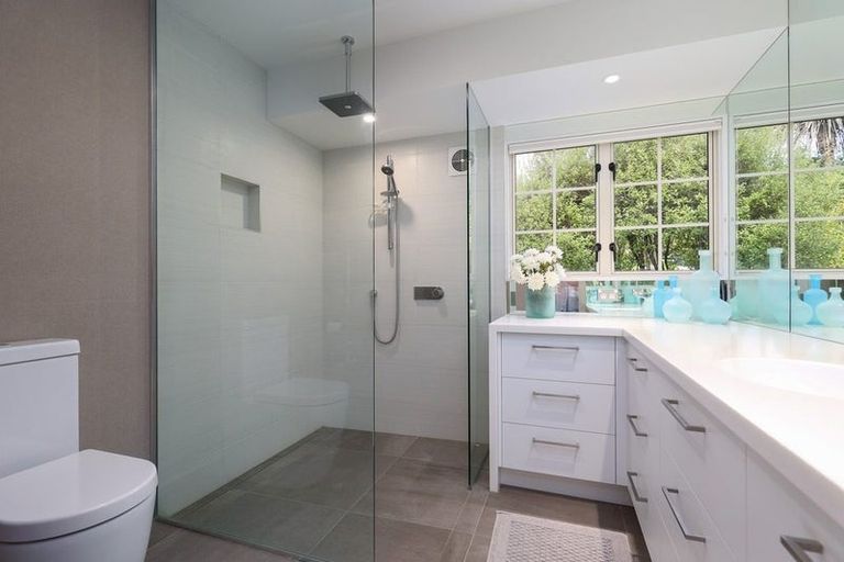 Photo of property in 376 Trafalgar Square, Nelson, 7010