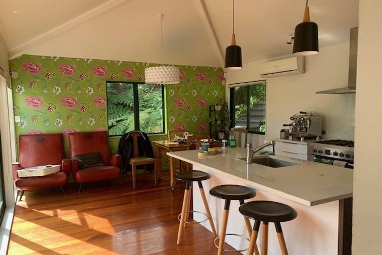 Photo of property in 107 Hadfield Street, Beach Haven, Auckland, 0626