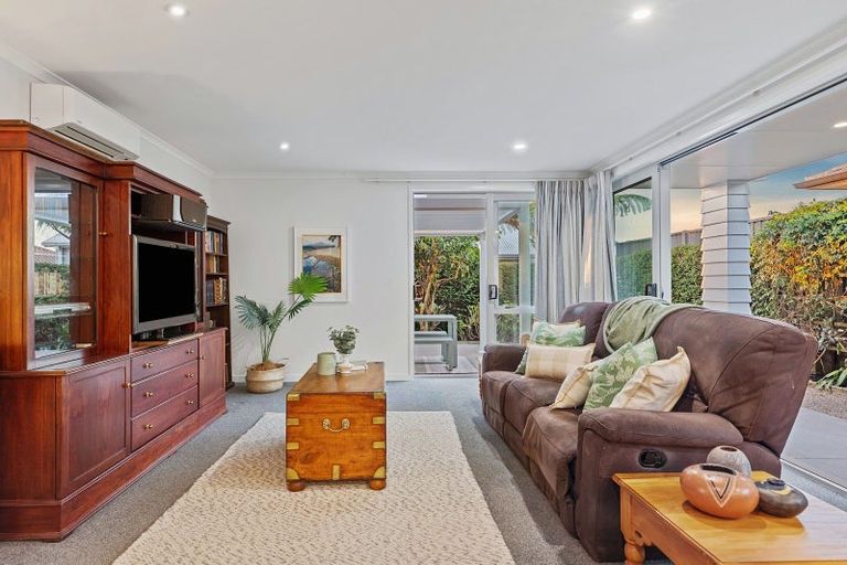 Photo of property in 114 Kennedy Road, Pyes Pa, Tauranga, 3112